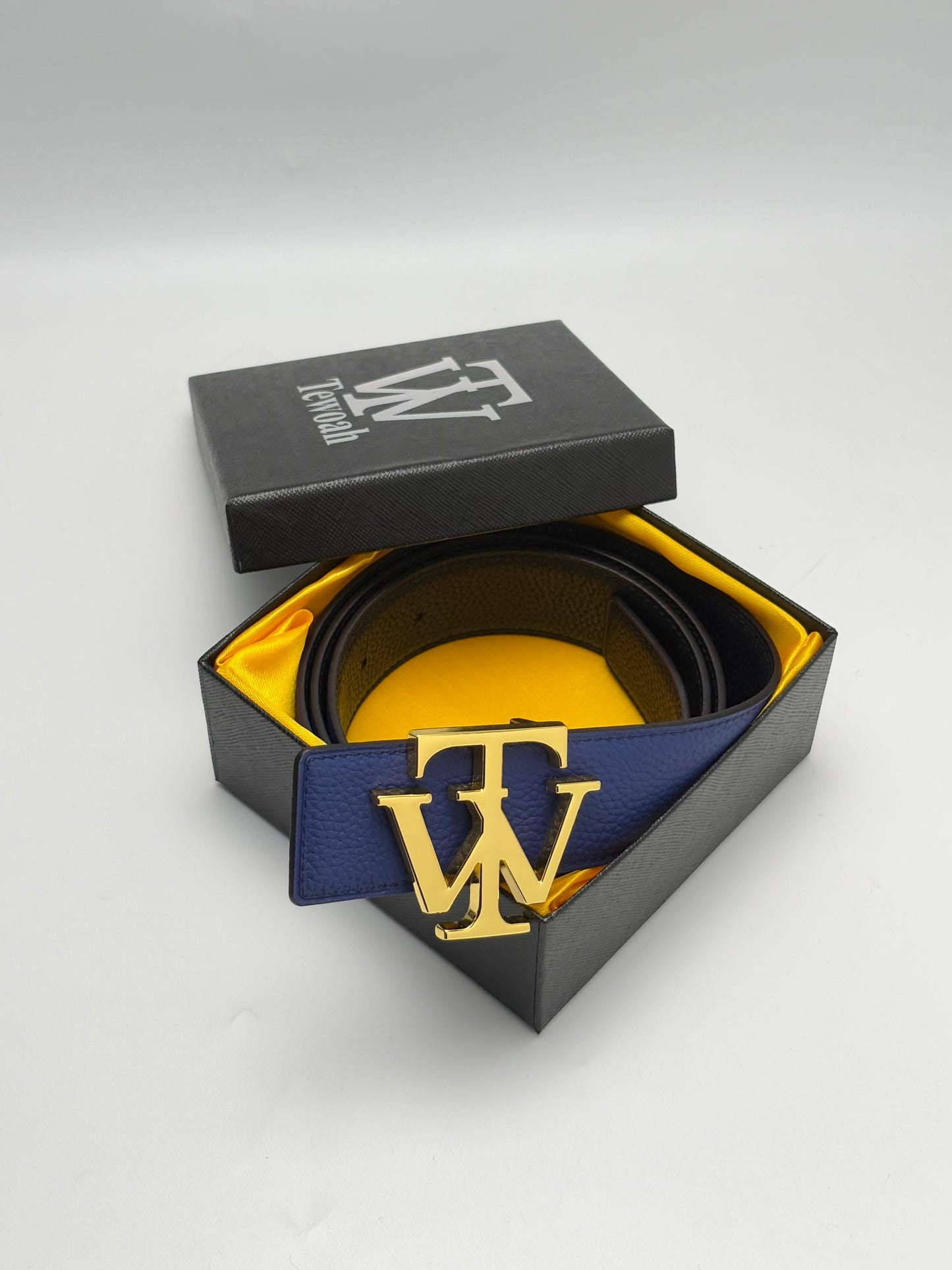 4-in-1 Luxury Reversible Cowhide 100% Leather Belt Black/Blue by Tewoah