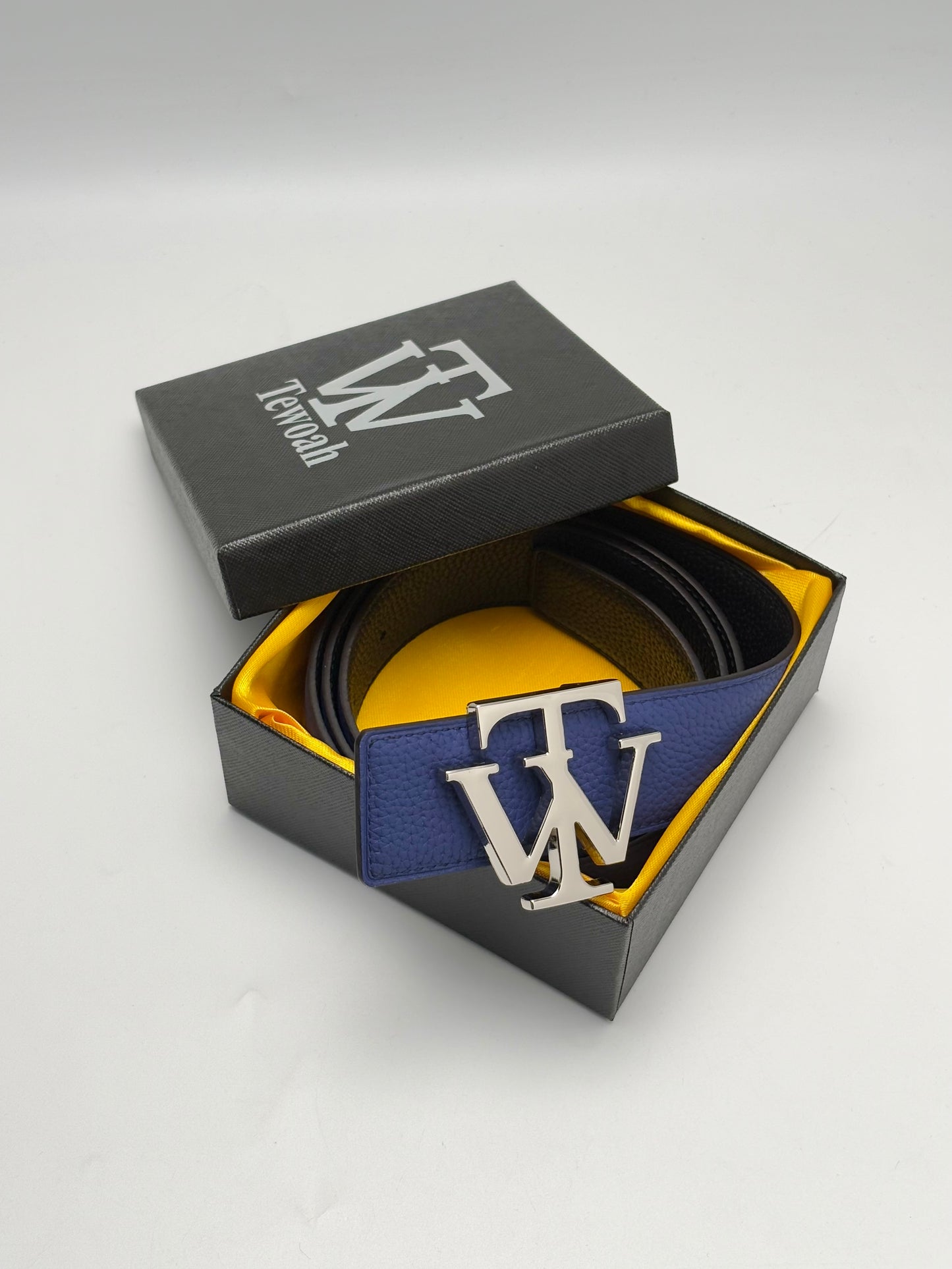 4-in-1 Luxury Reversible Cowhide 100% Leather Belt Black/Blue by Tewoah